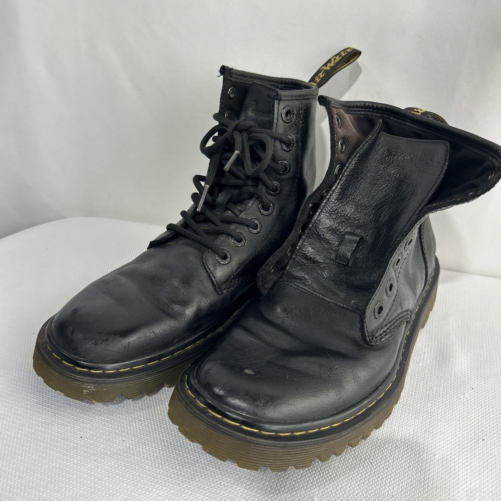 Dr. Martens Awley AW004 Black Leather 8-Eye Combat Boots Mens Size 8